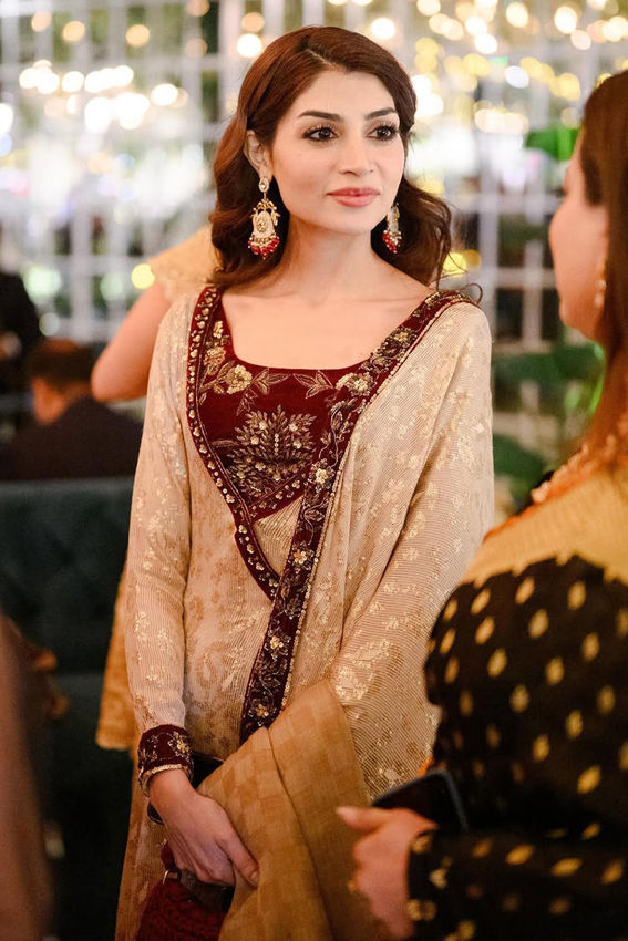Zoya Nasir In Rabiya