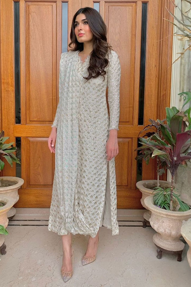 Picture of Shazah Ayub In Reyna